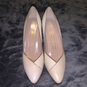 BRUNO MAGLI (1989) Nude Pumps Vintage 80s Leather High-Heel Shoes